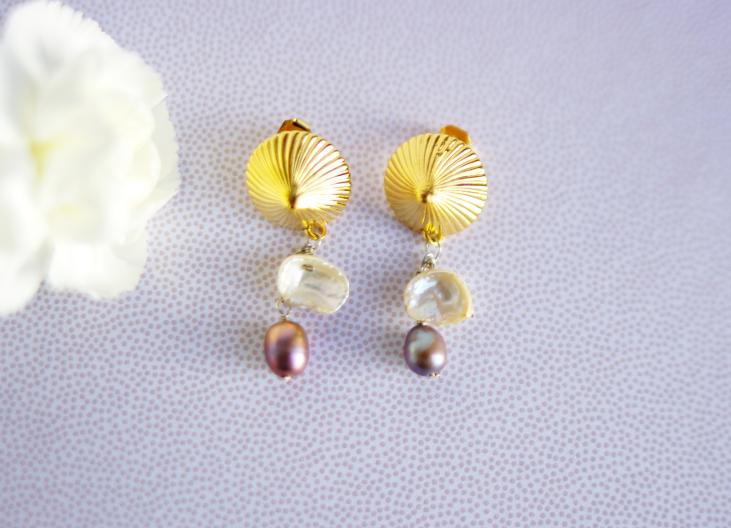 shell earrings