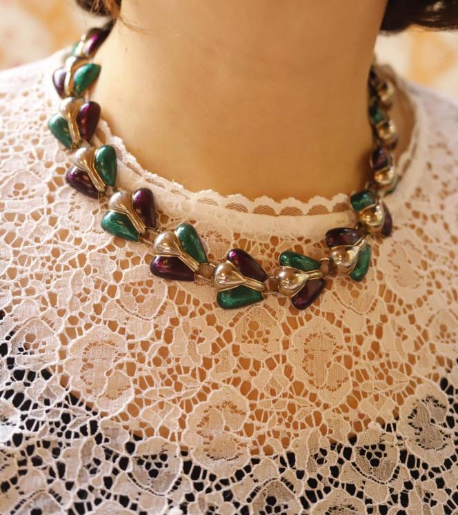 Vintage enamelled necklace